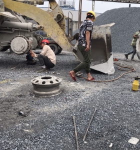 VÁ LỐP LƯU ĐỘNG LONG AN