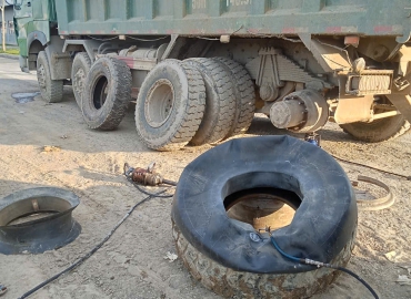 VÁ VỎ XE TẢI LONG AN